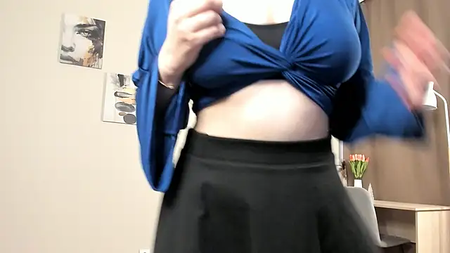 KeenaFigg Obrolan Langsung XXX