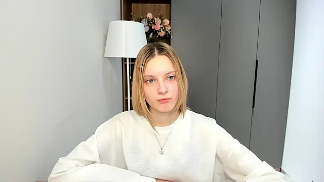 TinaMonaldi Live XXX-Chat