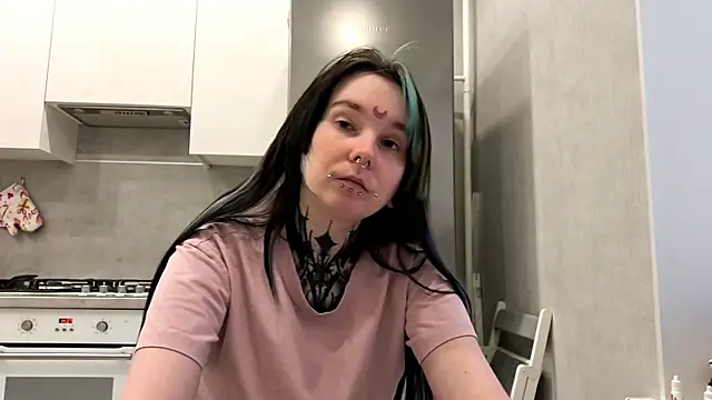 Chatroom XXX en direct de HighelikeGirl