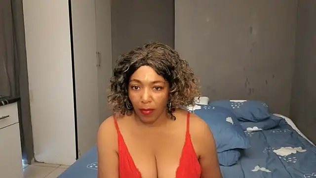 Chat XXX ao vivo de Lillyan_N