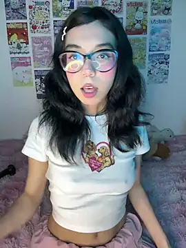 Valen-Foxx1 即時 XXX 聊天