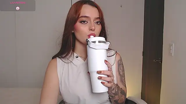 XXX chat uživo modela sophialorens_s