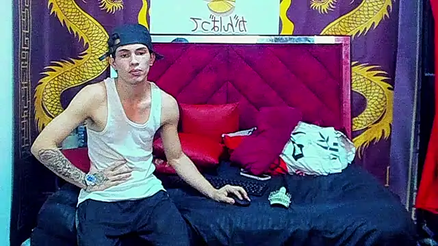 Онлайн чат XXX Pride_couple