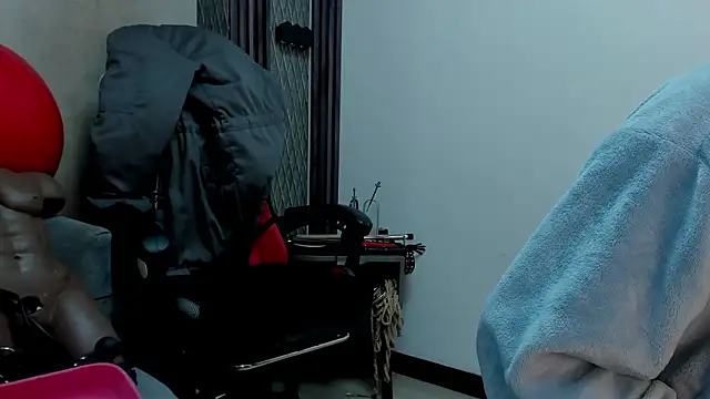 selene_red_n Live XXX chat