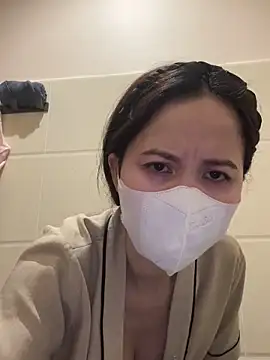 bi_biiiのライブXXXチャット