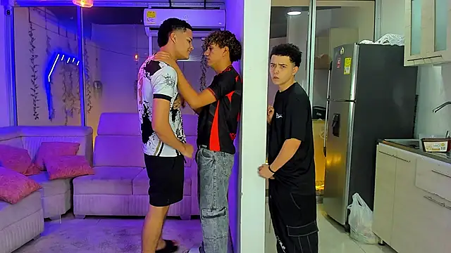 Houseofwarrios Live XXX-Chat