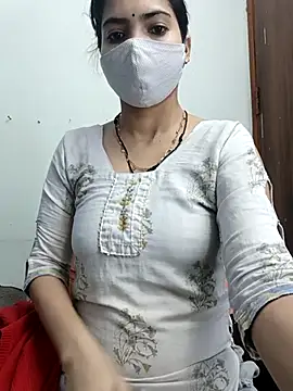 PUNAM456 Adlı Modelin Canlı XXX Sohbeti