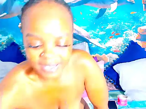 Cherrybootyjoy 即時 XXX 聊天