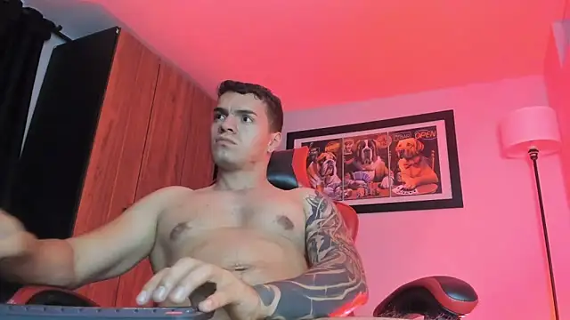 ALPHA_DOMINUS_'s Live XXX Chat