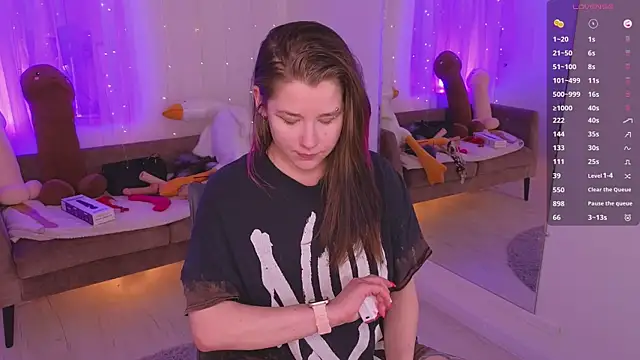 Chat XXX en directo de Mira_Falls