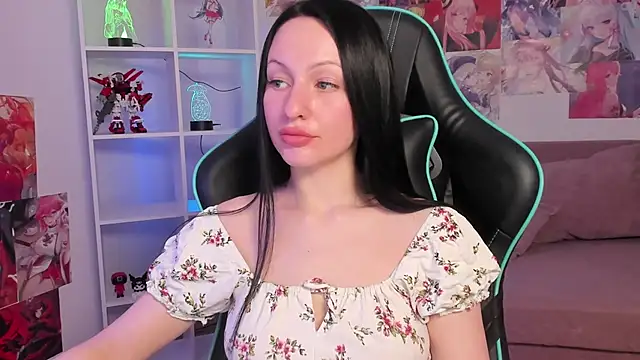 NaomiBlakes Adlı Modelin Canlı XXX Sohbeti