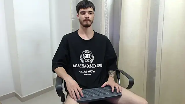 joseh0se: онлайн-секс-чат