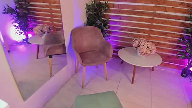 _MeganRain Live XXX Chat