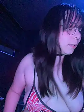 Solo_yoss Chat XXX live