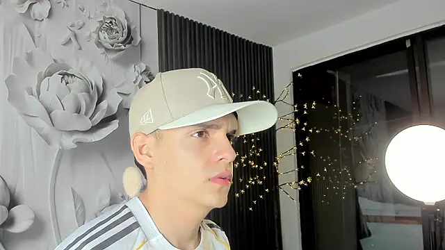 JacobRoberts1 Live XXX-Chat