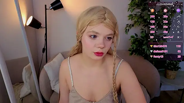 Waifu_Ketrin: онлайн-секс-чат