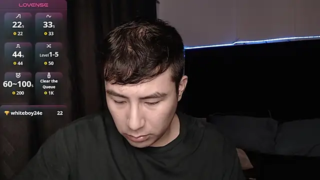 andrewmhilton_'s Webcam Show