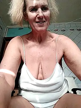 lukerya Show in webcam