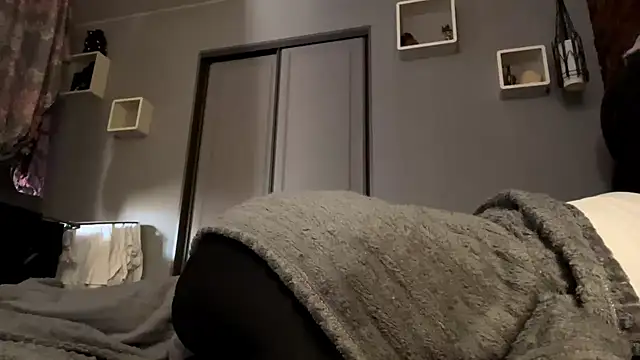 CarmaDiza Adlı Modelin Canlı XXX Sohbeti