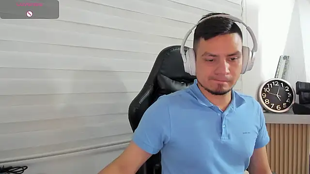 Rick_Adams: διαδικτυακό σόου στην κάμερα