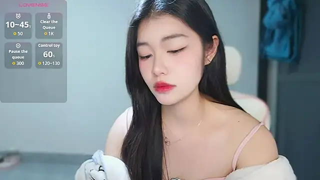 Онлайн чат XXX -XiaoYu-777