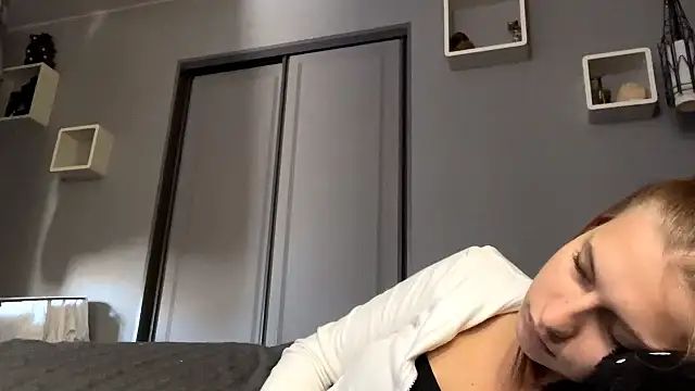 CarmaDiza Live XXX Chat