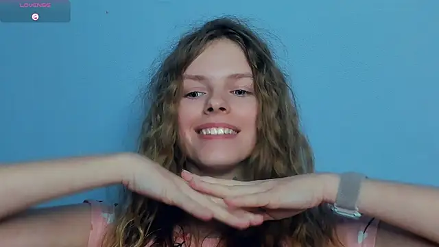 RayaNenlia Chat XXX in diretta