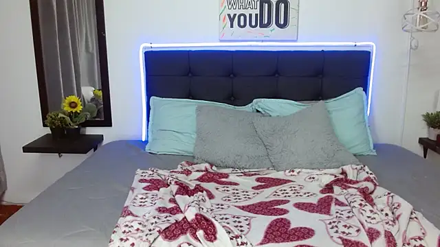 Keyla01_ Adlı Modelin Canlı XXX Sohbeti