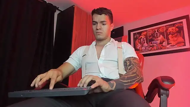 ALPHA_DOMINUS_のライブXXXチャット