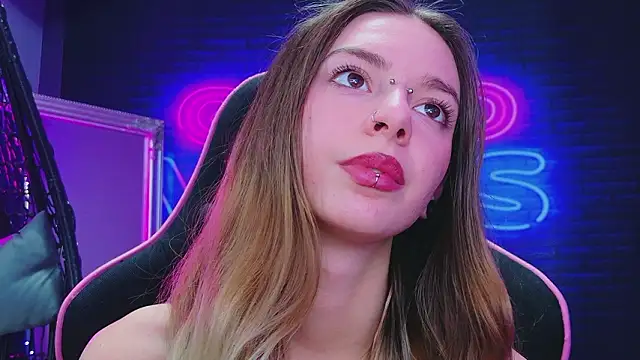 CoraVex – Naživo XXX chat