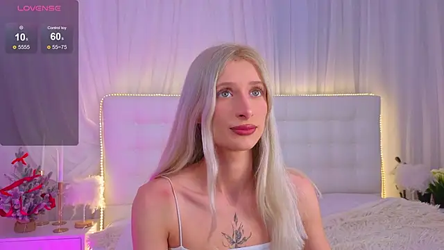 Онлайн чат XXX Monica_Leen