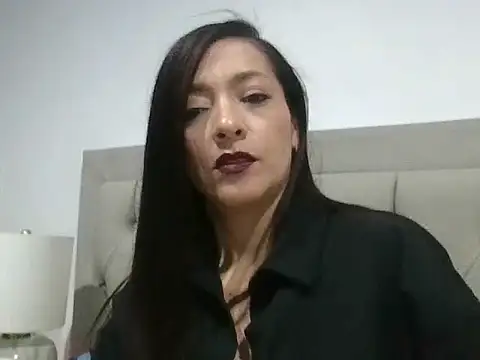 HoneyAngel2020 Show in webcam