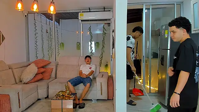 Houseofwarrios' Webcam Show