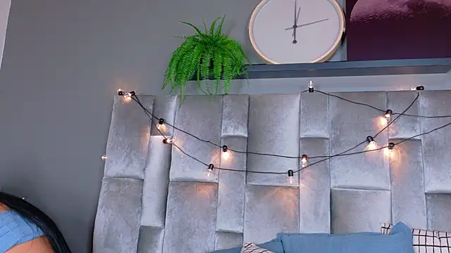 EmmaLou__'s Webcam Show