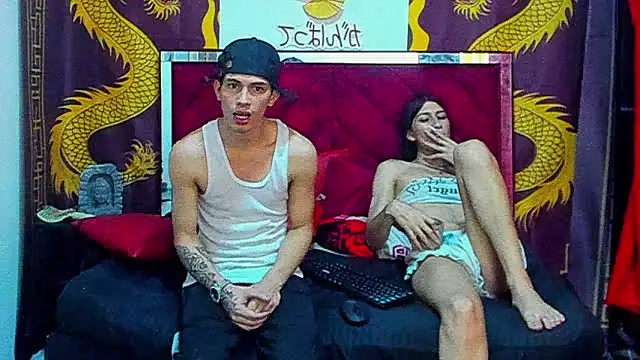 Pride_couple Webcam show