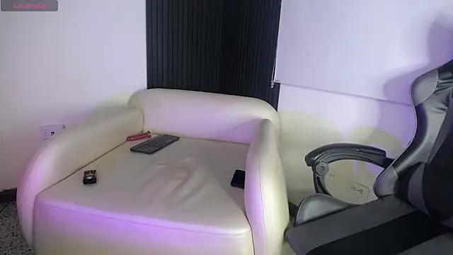 Вебкам-шоу Philipp-Jones