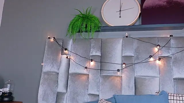 EmmaLou__'s Webcam Show