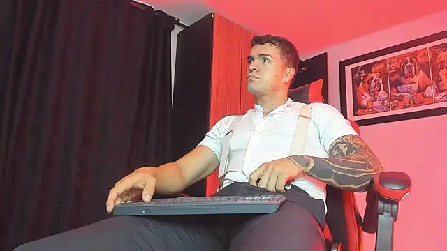 Chat XXX ao vivo de ALPHA_DOMINUS_