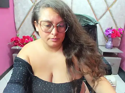 Chat XXX en directo de Sarah_Boobs_