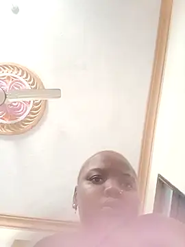 queennapalのウェブカメラショー