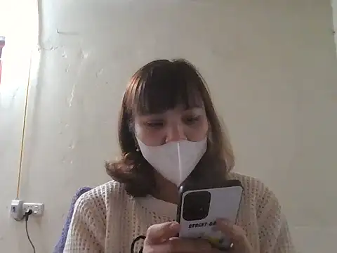 Chatroom XXX en direct de Angela-Eira