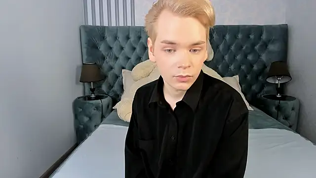 Chat +18 de Je_Salvatore ao vivo