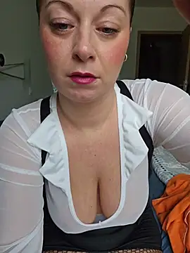 Chat XXX en directo de Chaudesquirt