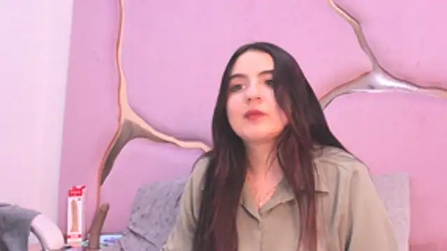 IsabelDelacroix Adlı Modelin Canlı XXX Sohbeti