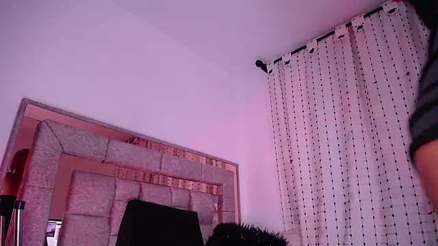 Chat +18 de salomecastro_ ao vivo