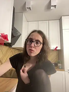 MartiniiSelenna Chat XXX live