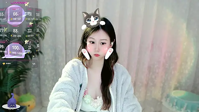 Aimee-520's Live XXX Chat