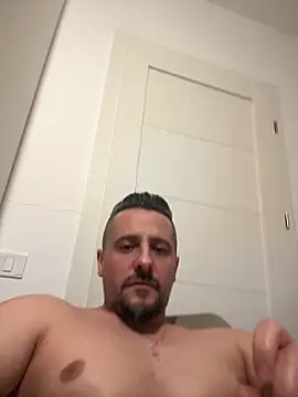 Chat XXX en directo de InsaneMattt