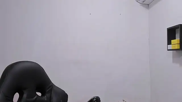 noah_belami: απευθείας συνομιλία ΧΧΧ