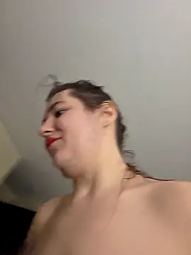 Онлайн чат XXX Ashlovescannabis